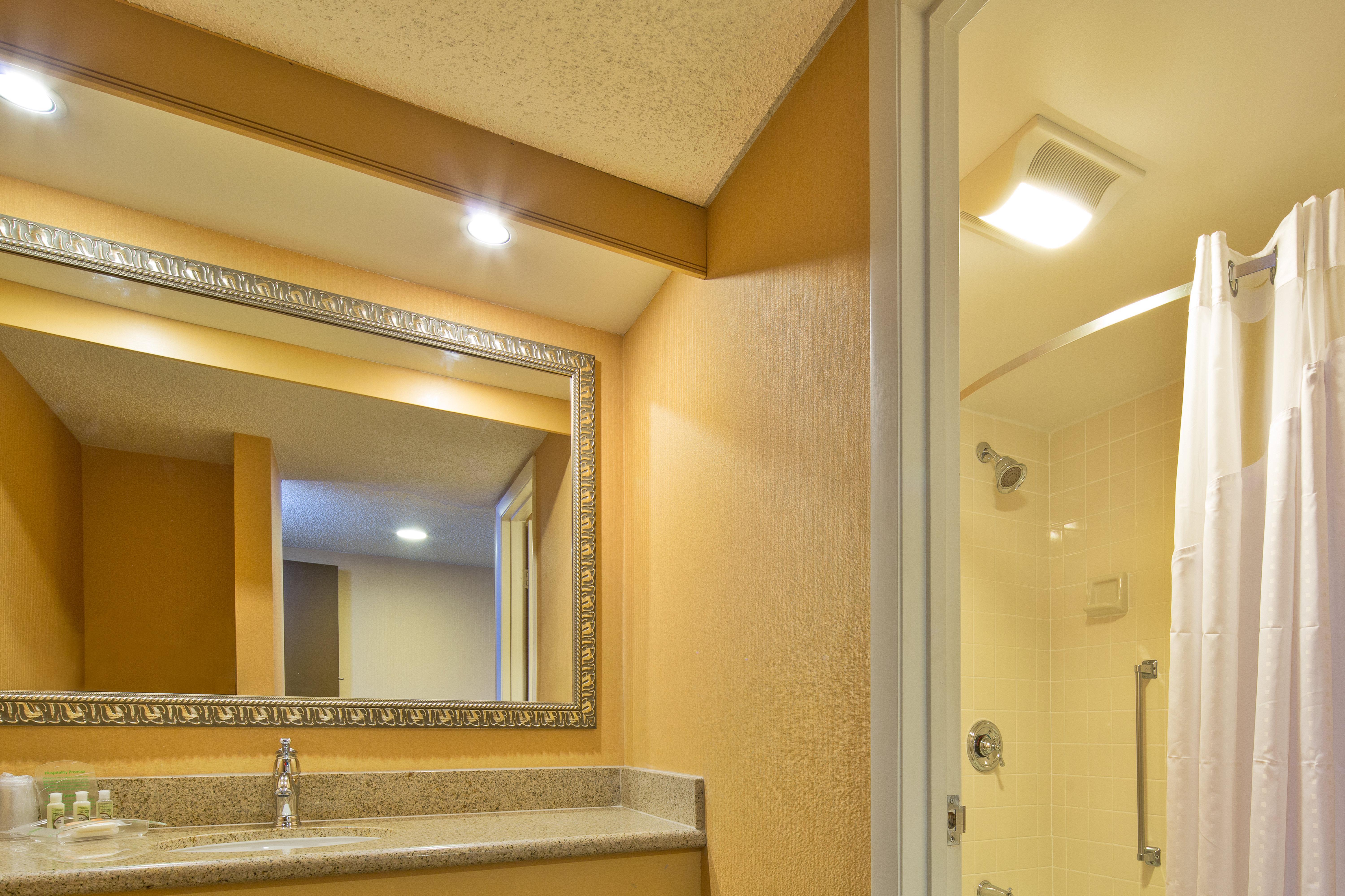 Holiday Inn Nashua, An Ihg Hotel Екстериор снимка